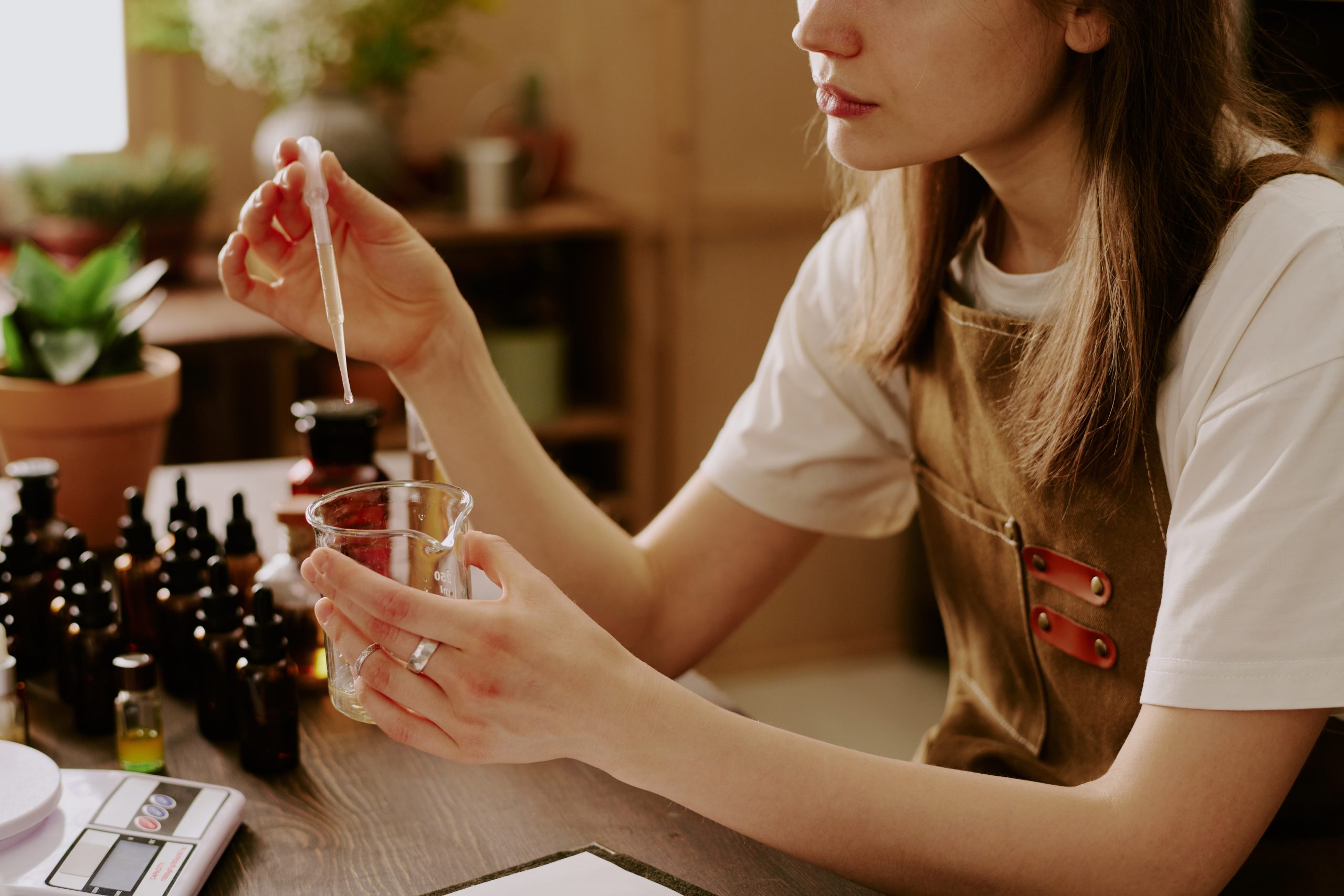 How To Use Essential Oils For Feminine Hygiene: 7 Natural Solutions That Truly Work