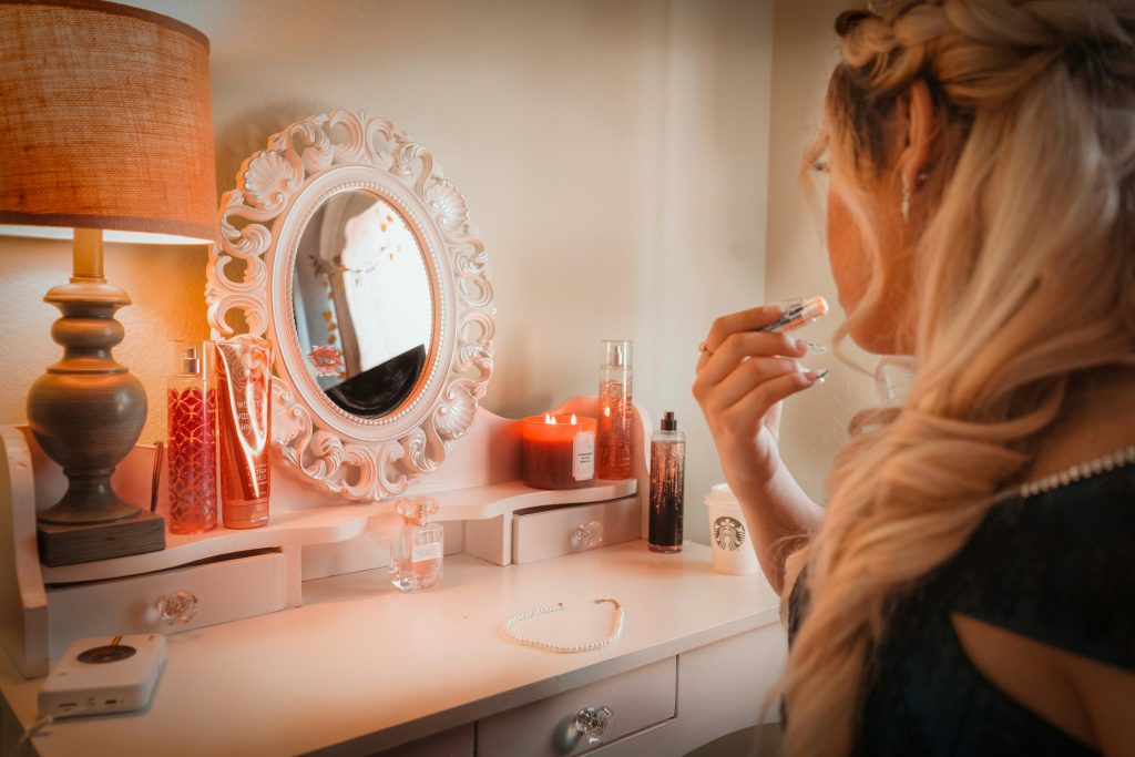 The Best Makeup Setting Spray for Oily Skin