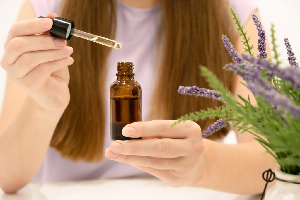 How To Use Essential Oils For Feminine Hygiene