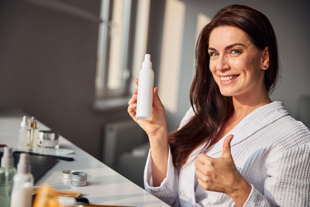 Best Hair Products For Type 1 Hair: Ultimate Guide To Silky, Sleek Strands