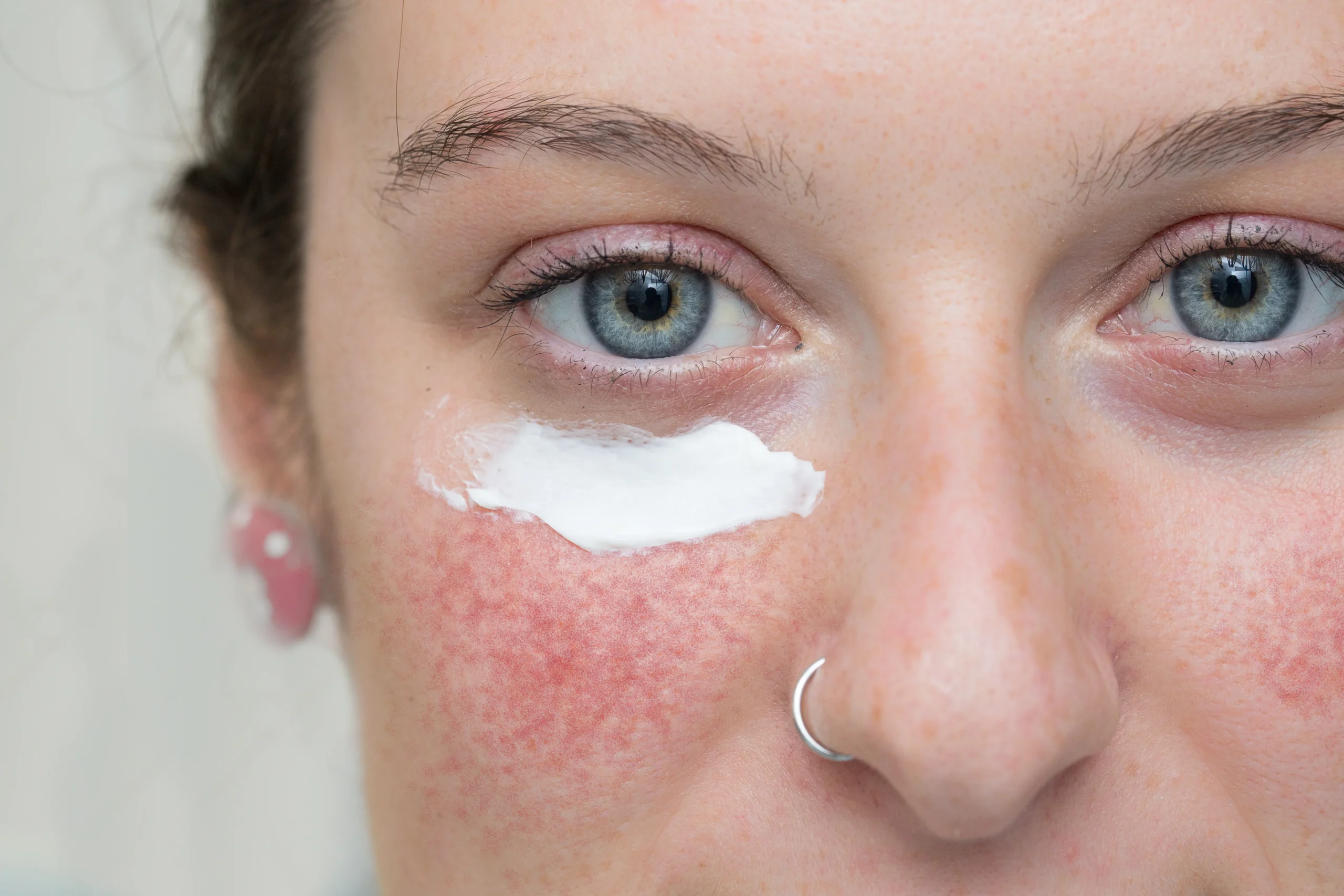 Daily skin care routine for redness relief and calm skin.