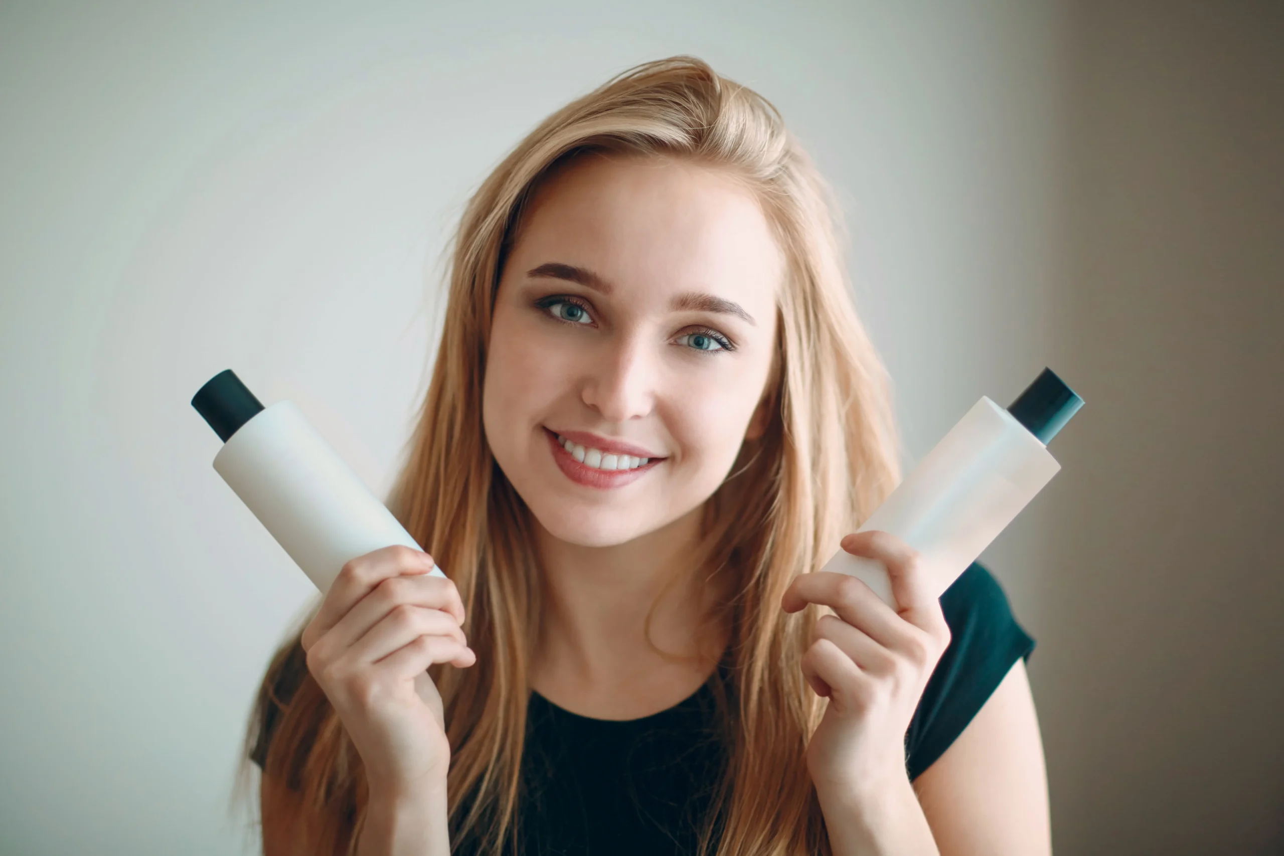 Frizz control conditioner for type 2 wavy hair to enhance definition.