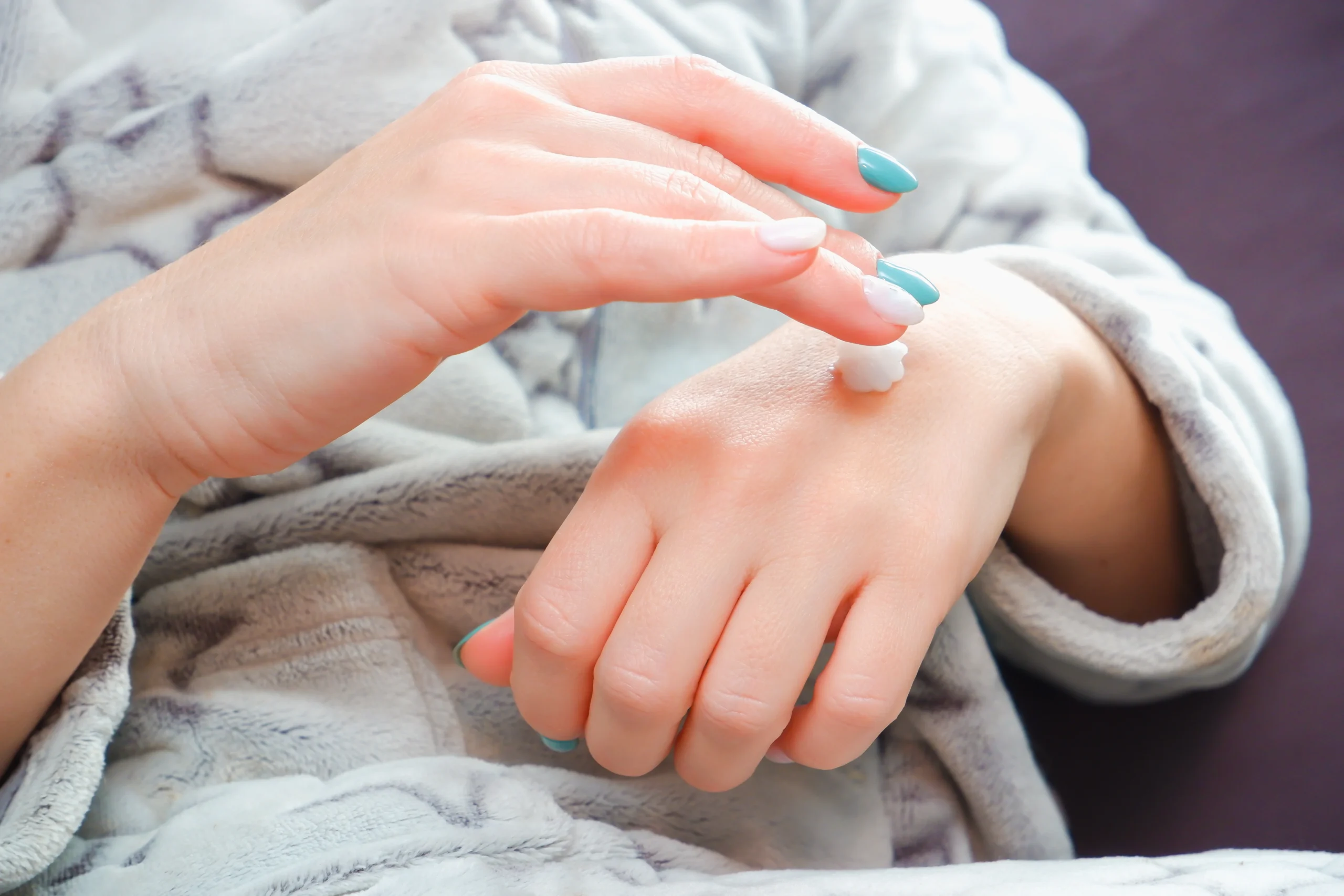 Winter hand care for soft and healthy skin