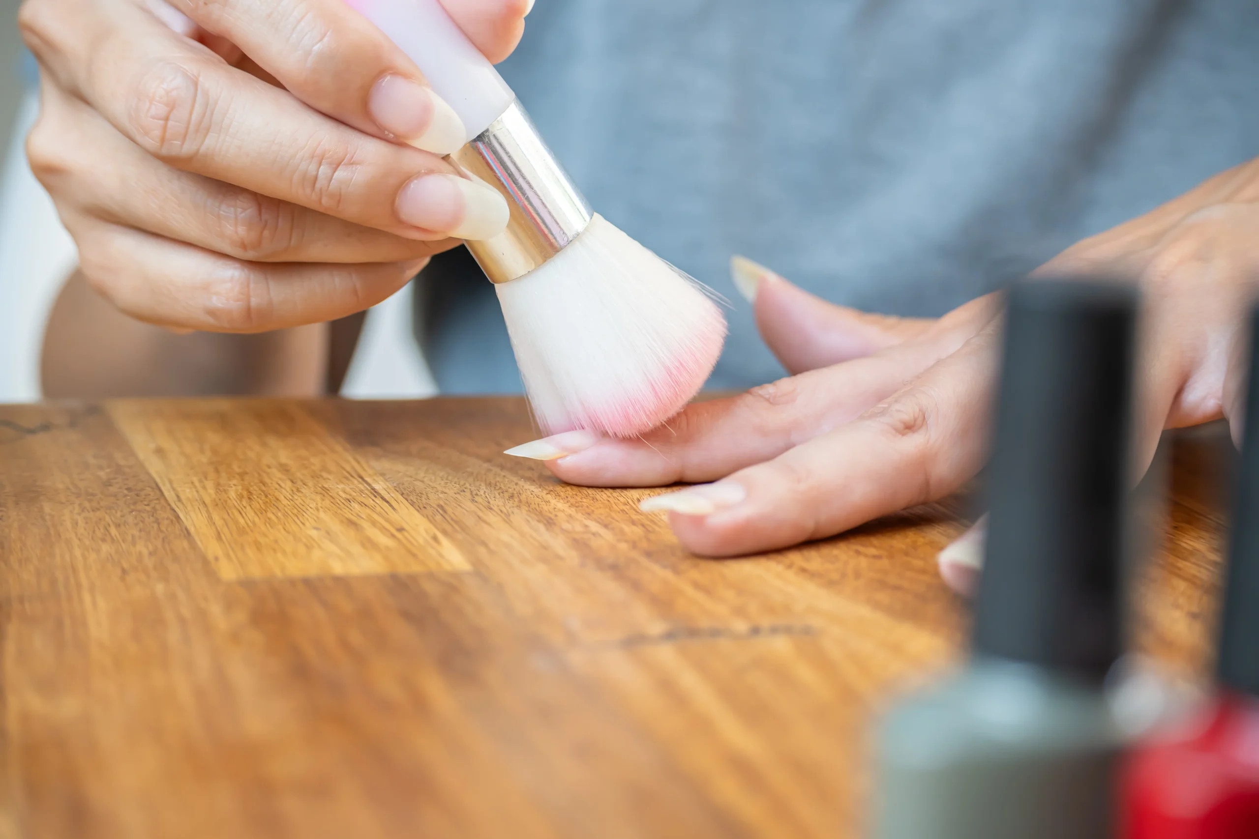 Natural home method to remove powder dip nails without acetone.
